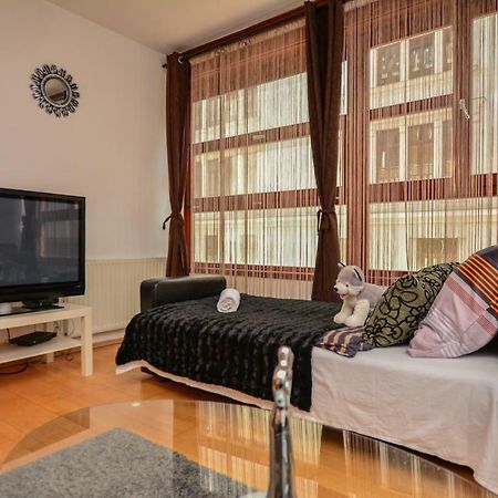 Design Free Parking Apartment In City Center Budapeszt Zewnętrze zdjęcie